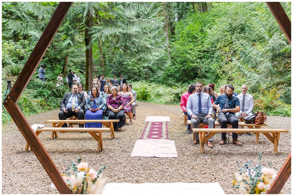 Hornings Hideout wedding ceremony details